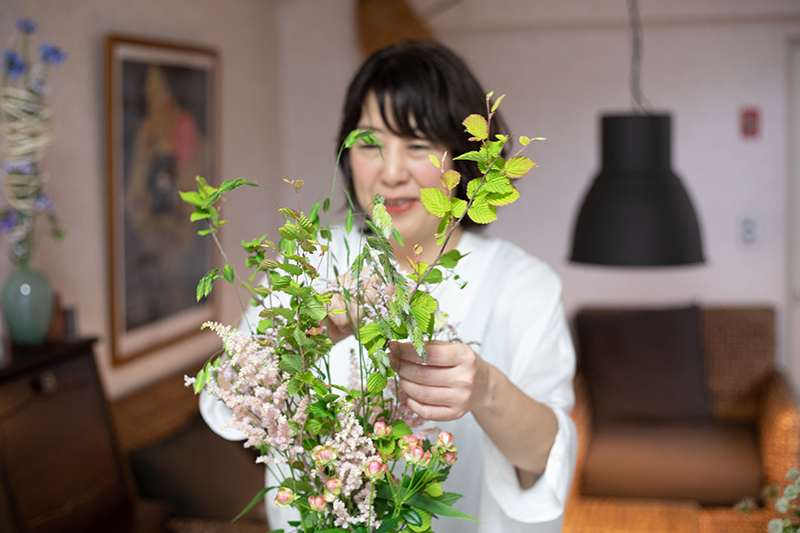 人を幸せにする坂口美重子さんの花