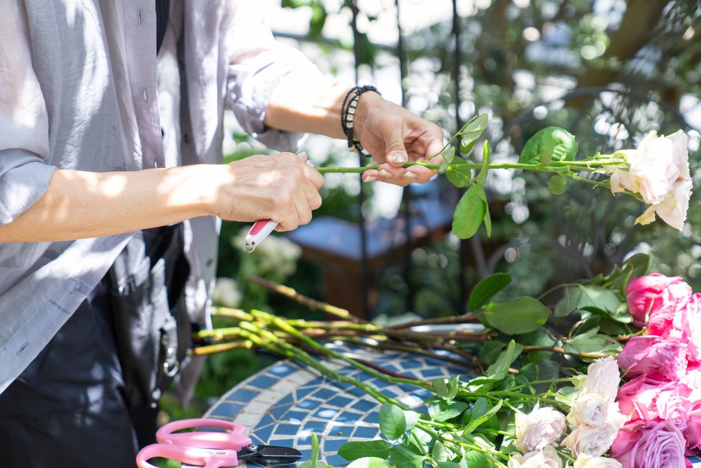 人の気持ちに寄り添う宮﨑いずみさんの教会装花